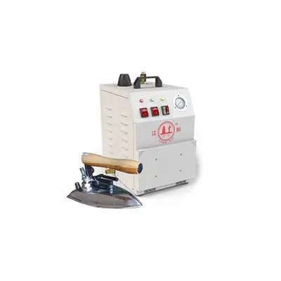 미니 다리미와 다리미판